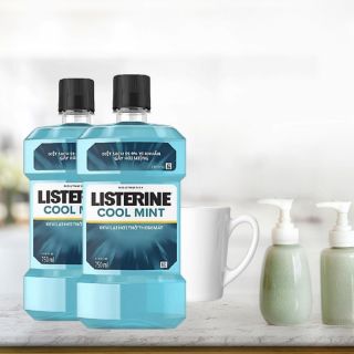 Nước súc miệng Listerine bạc hà mát lạnh, lốc 2 chai, 750ml