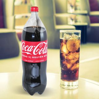 Nước ngọt Cocacola giảm đường, 2.25 lít